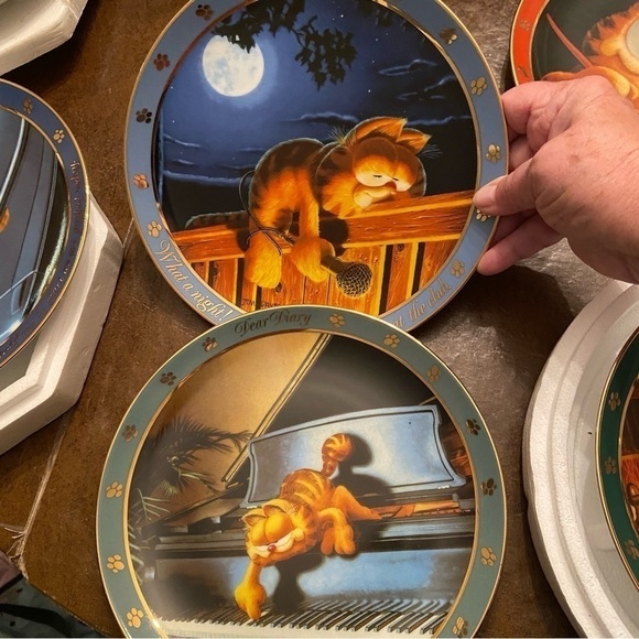 GREAT gift ideas abound for upcoming events. You’ll get raves from the ladies. - Picture 10 of 16